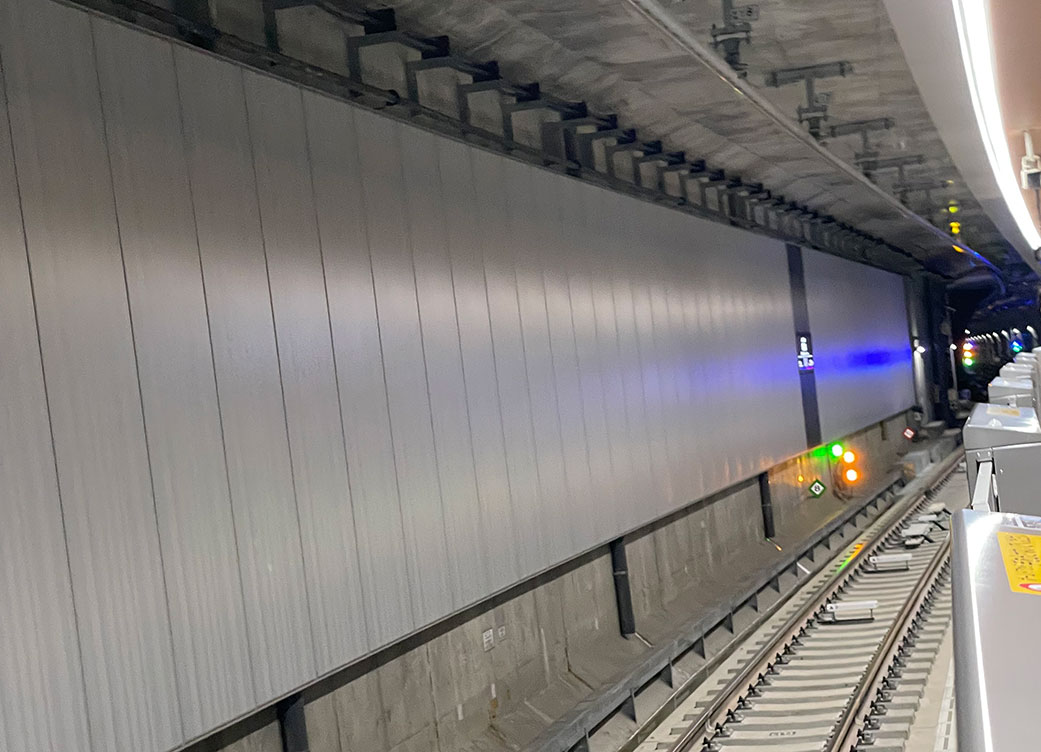 相鉄・東急新横浜線、新横浜駅他